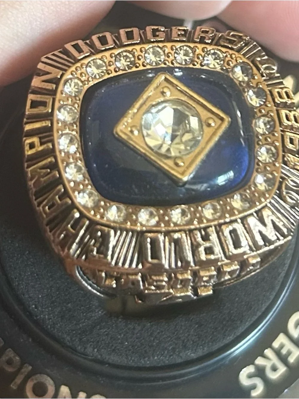 MLB Los Angeles Dodgers Championship Ring Display Puck - Blue & Gold